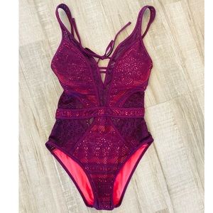 BECCA swim lace like swim NWT
